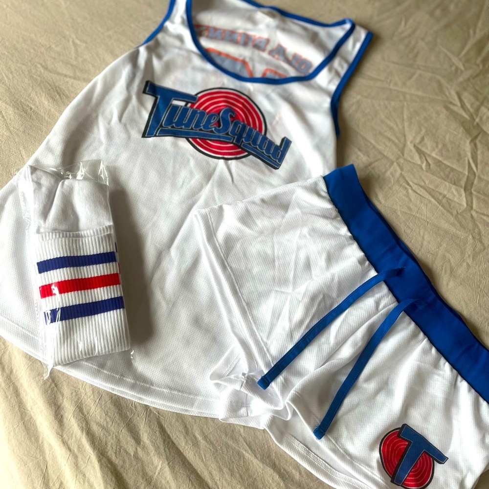 Lola Bunny Costume